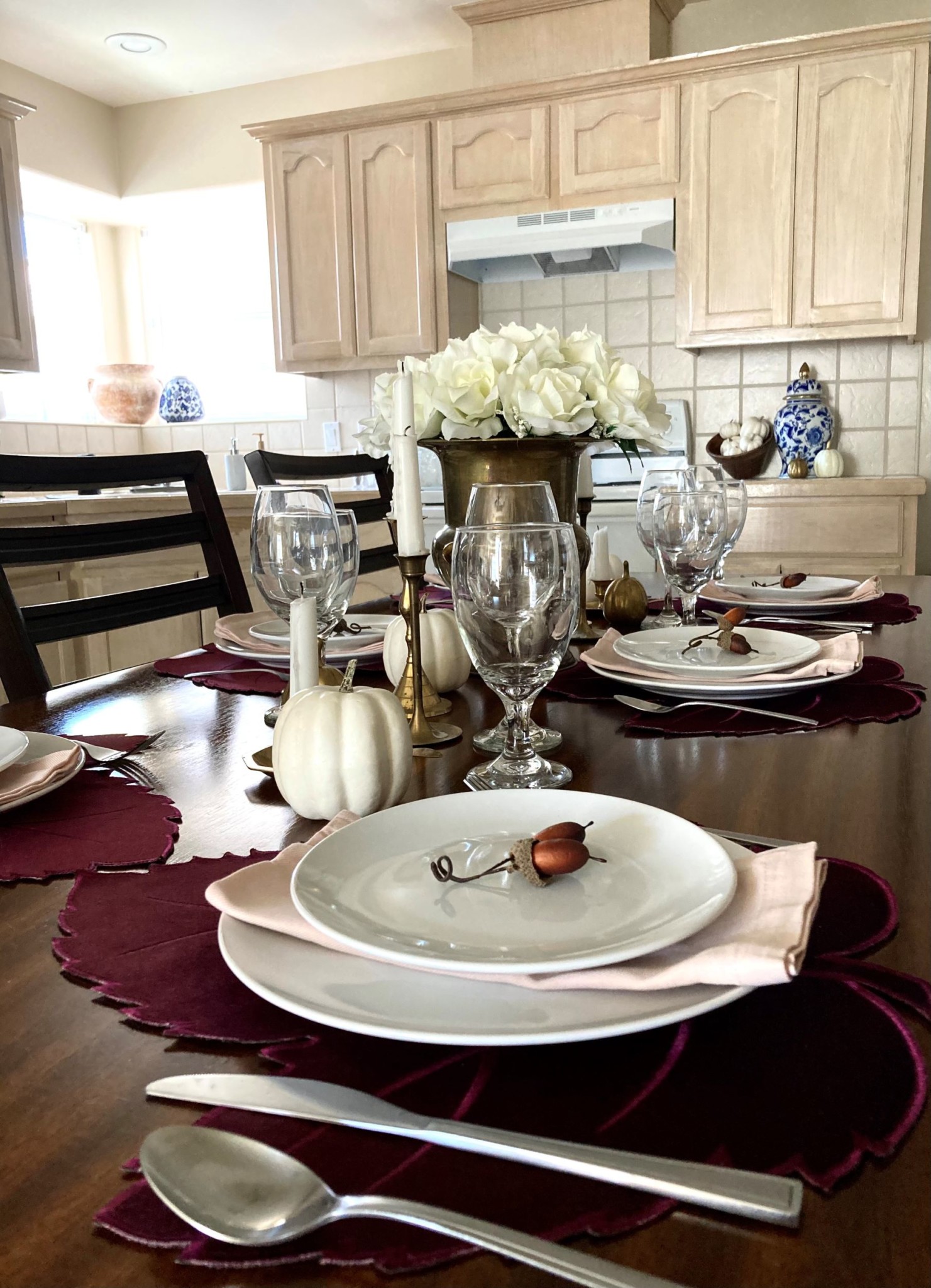 Thanksgiving Tablescape - CANDLELIGHT STREET